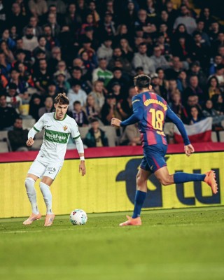 Una lesión, dos vidas con el Elche CF y un sueño hecho realidad: Yago de Santiago ya es de Primera