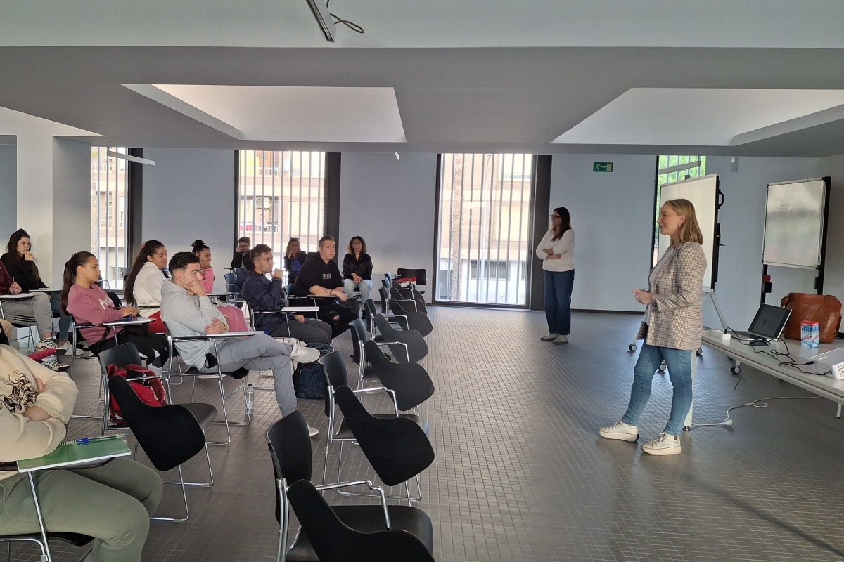 Vila-real posa en marxa un programa d'ocupació per a rehabilitar l'ermita de la Mare de Déu de Gràcia