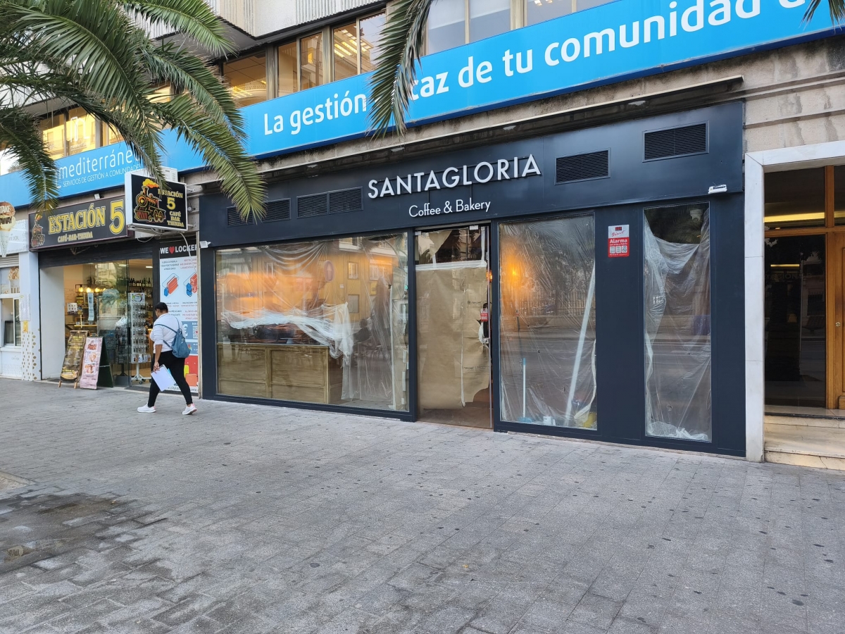 La cadena de pastelerías Santagloria hace triplete en Alicante con otro local frente a la Diputación