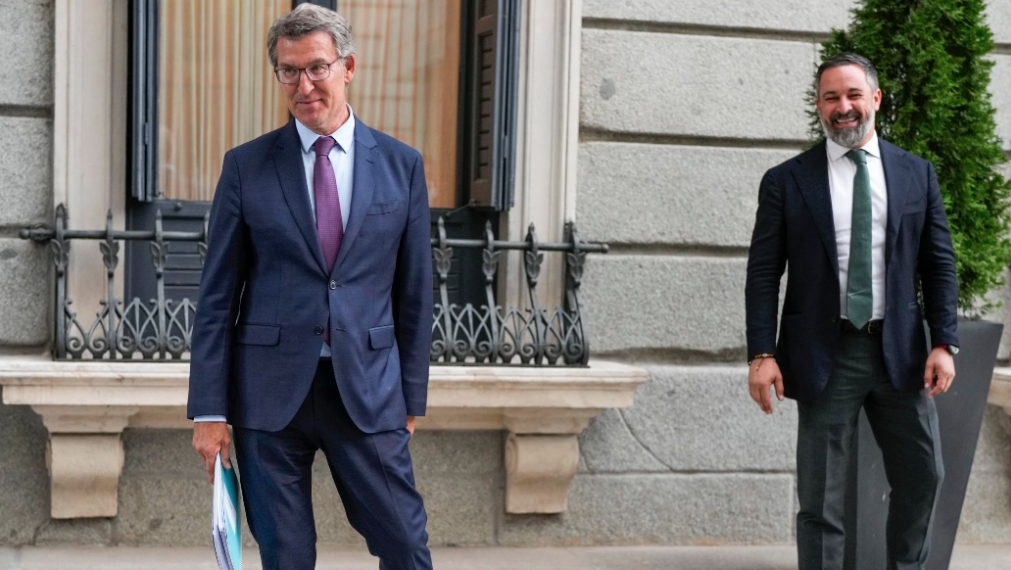 Valencia se convierte ahora en el campo de batalla para las cuitas entre Abascal y Feijóo