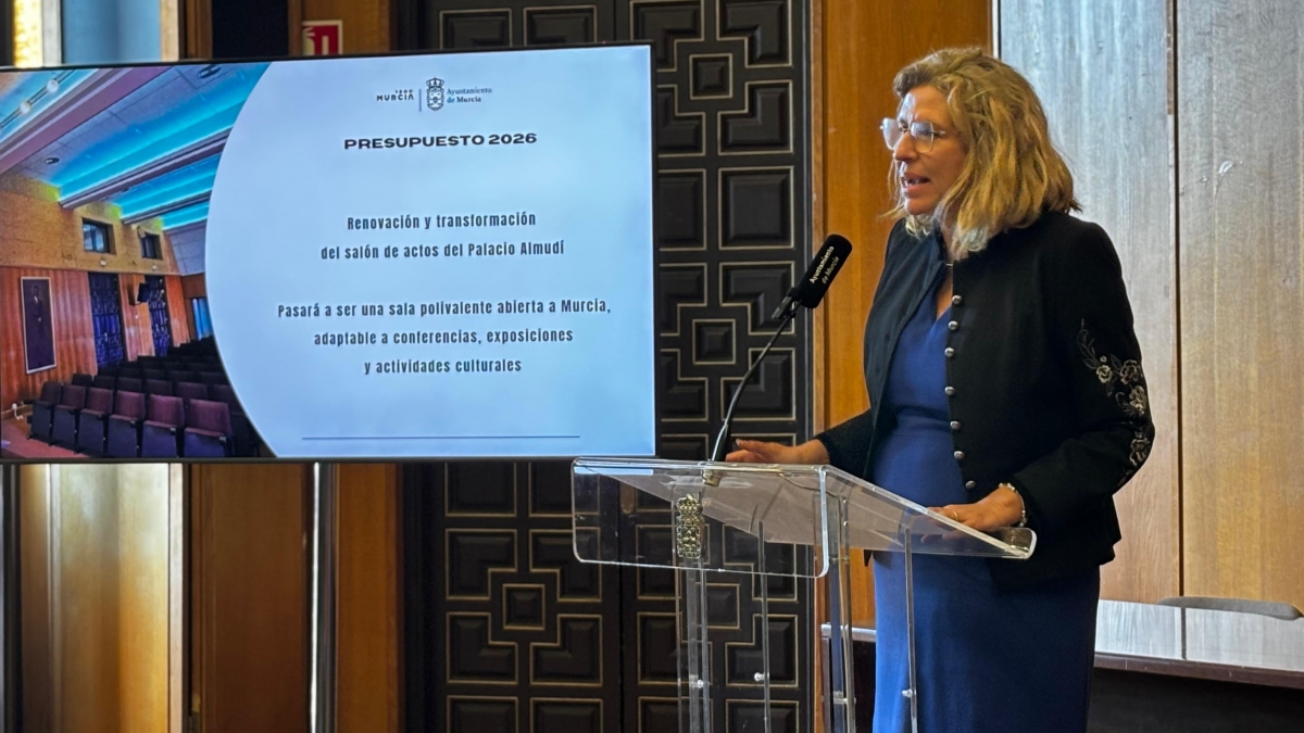 La concejala de Gobierno Abierto, Promoción Económica y Empleo, Mercedes Bernabé - Foto: AYTO. MURCIA La concejala de Gobierno Abierto, Promoción Económica y Empleo, Mercedes Bernabé