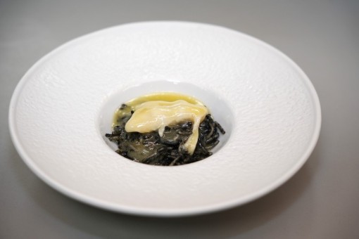 Fideuà con kokotxas al pil pil de El Vasco (Vila-real)