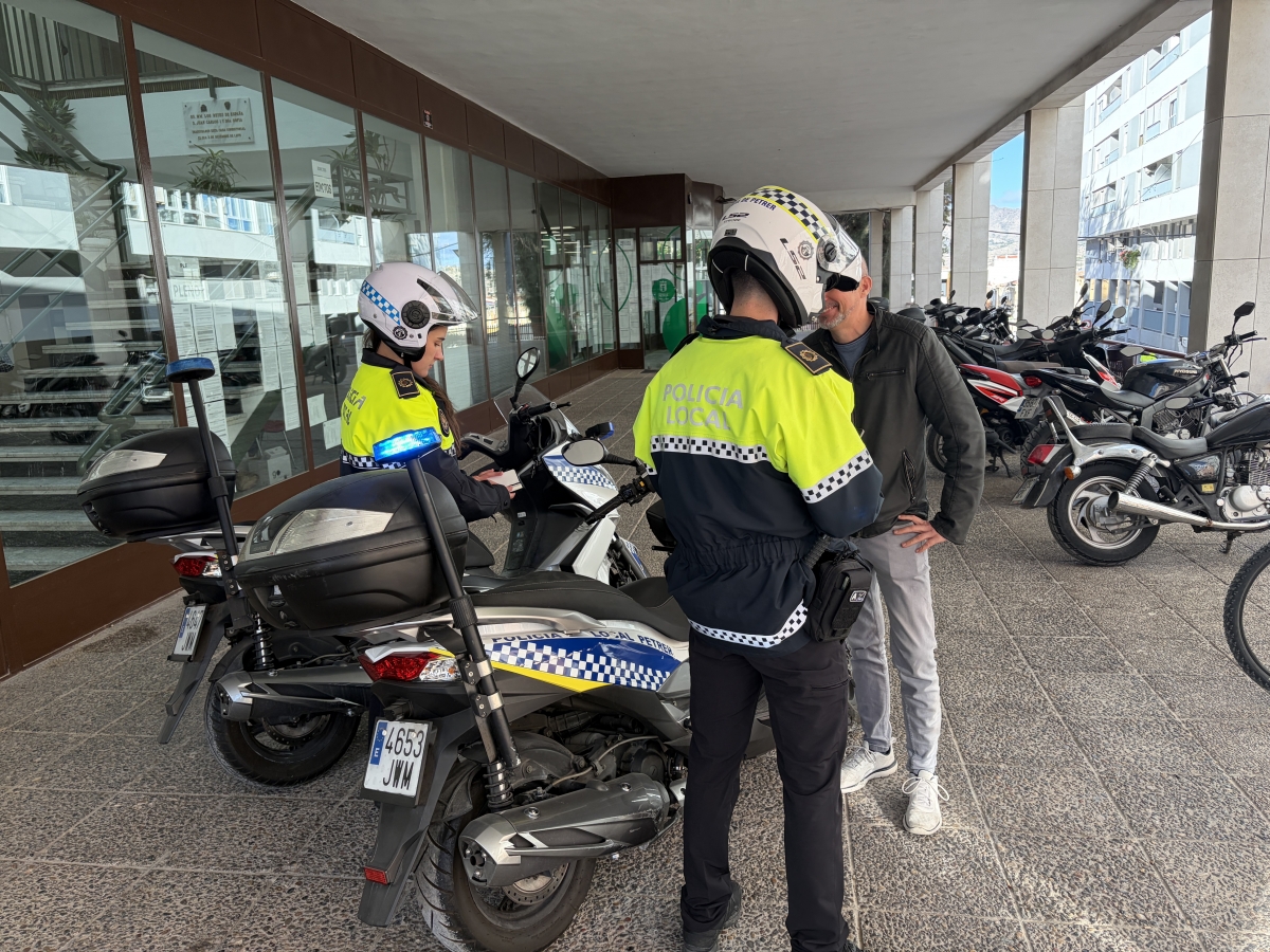 Ocho nuevos agentes refuerzan la Policía Local de Petrer