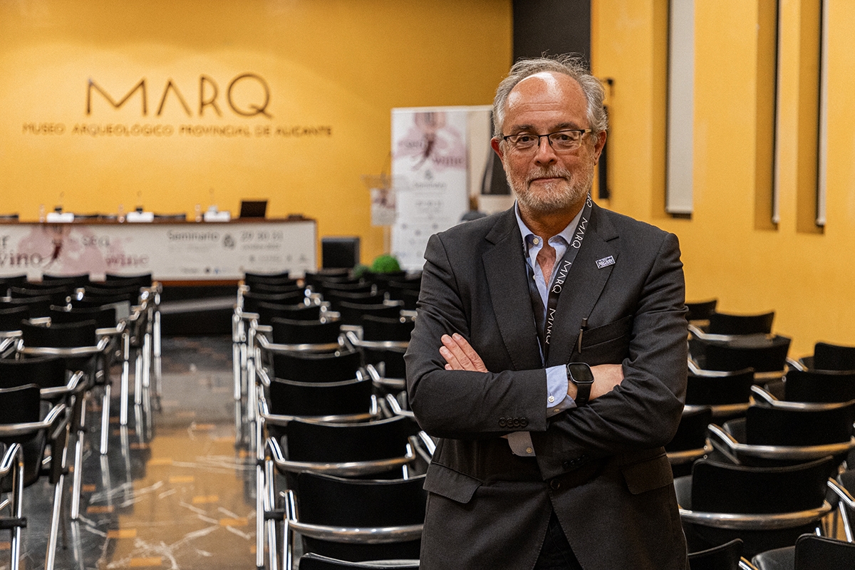 Alicante defiende ser la primera DO del mundo en un congreso que recupera la memoria del vino