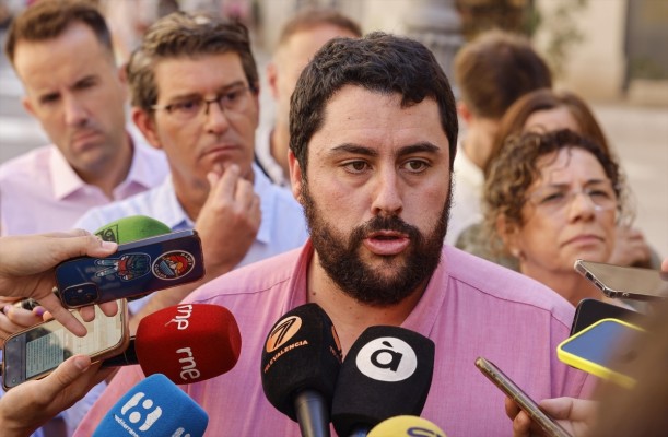 El partido de Ens Uneix, Unión Municipalista, pide el voto para la coalición de Teruel Existe en Aragón