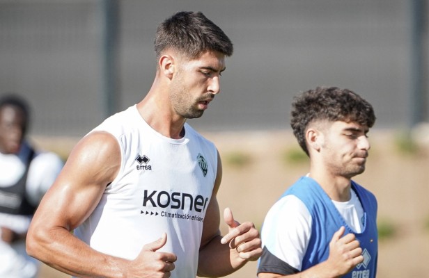 El Castellón quiere seguir en la senda de la victoria ante un Burgos en racha