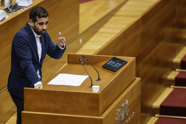 El PSPV pide que Mazón lleve a la comisión de la Dana el recibo de su comida en El Ventorro