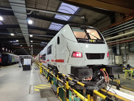 El consorcio vasco de Sidenor acuerda con Pegaso la compra del 29,7% de Talgo por 157 millones de euros