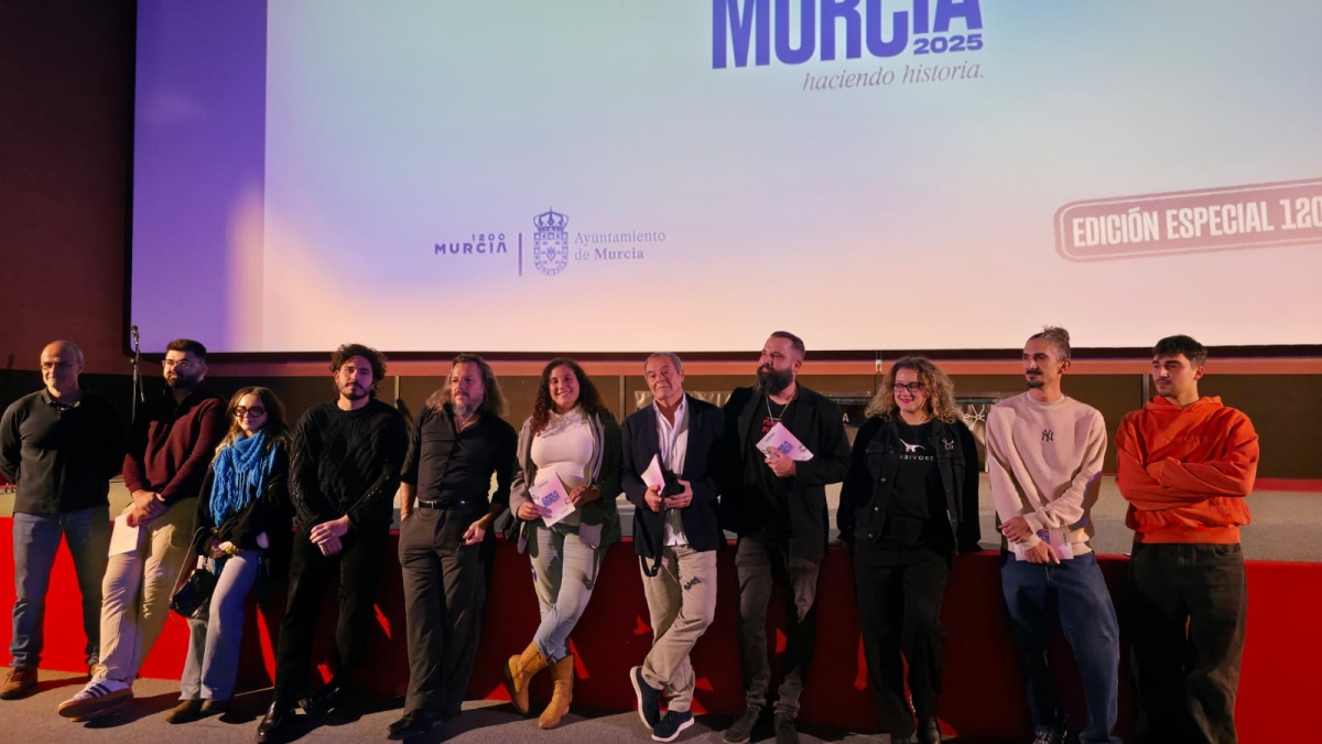 Mario Suárez Saura gana el CreaMurcia de Cortometrajes con 'Anoche paró el ruido'