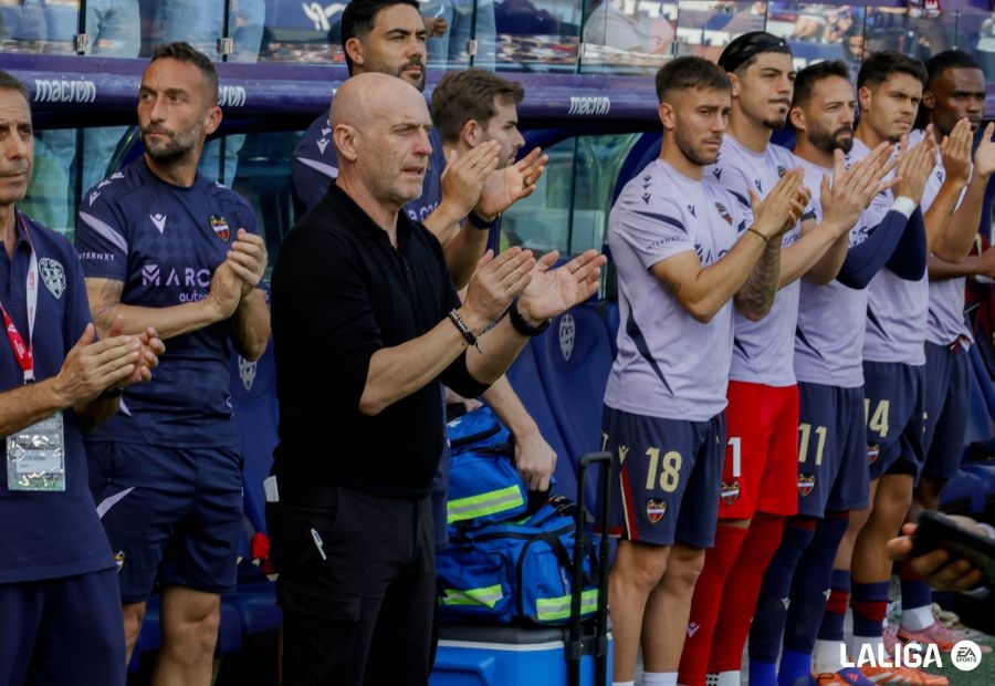 Calero, molesto con LaLiga por no retrasar el derbi ante el Valencia en Mestalla