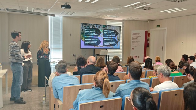 El ITC analiza las señales de Cersaie 2025 y debate sobre el papel de la IA en la creatividad