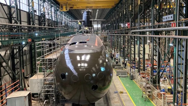 Empresas con sello cartagenero se encargarán del mantenimiento de la flota submarina de la Armada