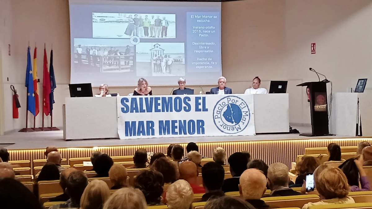 El mar que no cesa: una década del Pacto por el Mar Menor