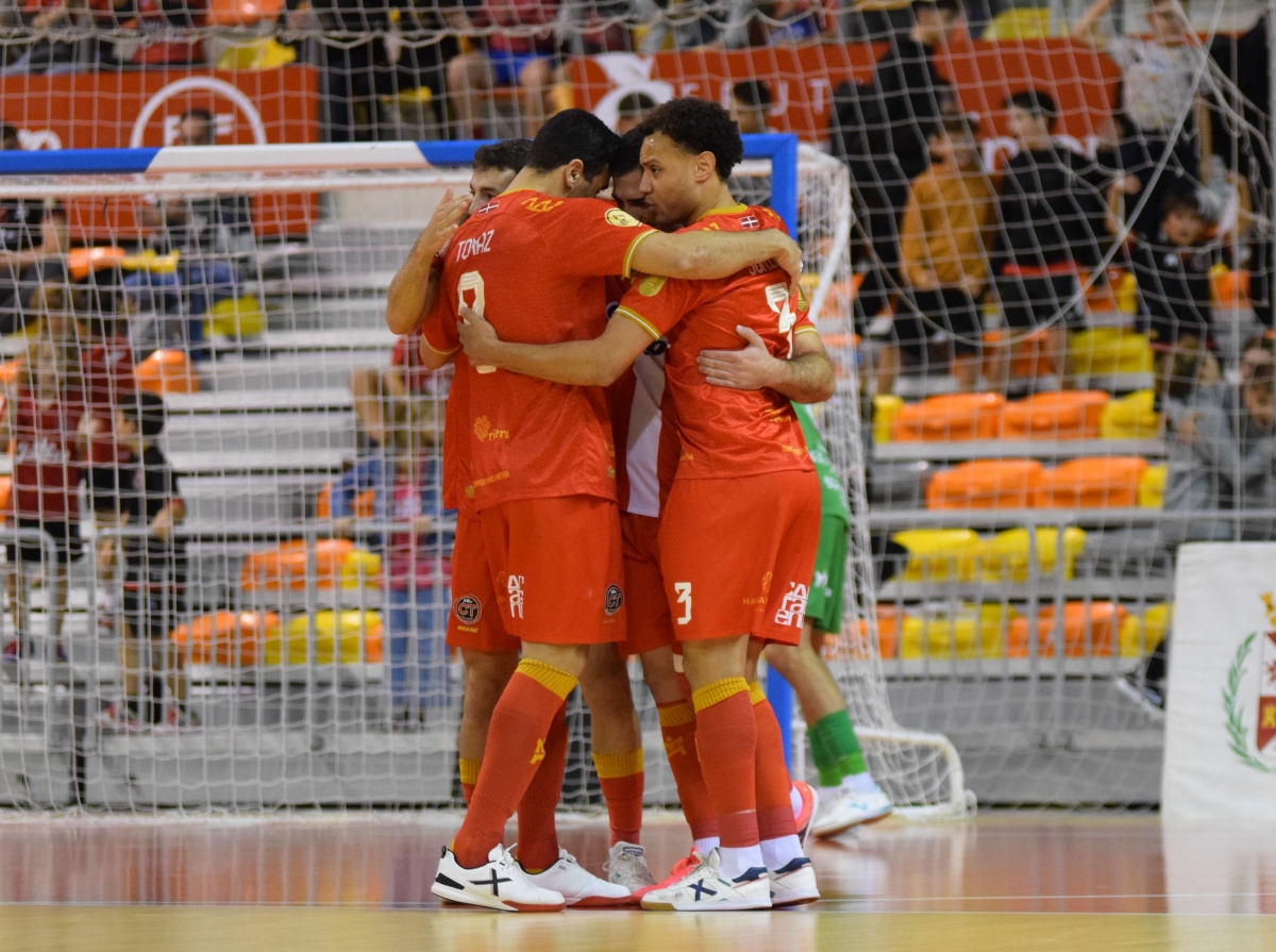  - Foto: JIMBEE CARTAGENA