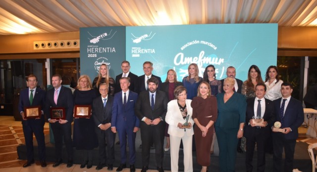 La gran noche de la empresa familiar corona a Salazones Garre, Puertas Padilla y Pablo Albadalejo (Gesa Mediación)
