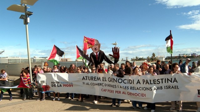 Una concentración exige el fin del tránsito de armas y combustible a Israel de los 