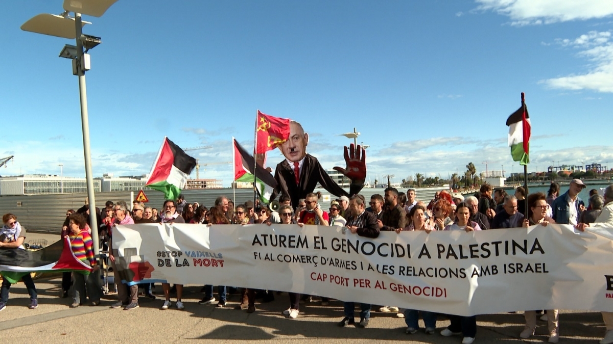 Concentración en el Puerto de València. - Foto: EP TV