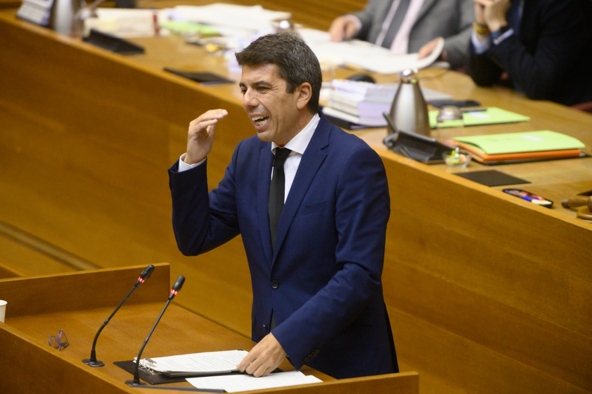 La comparecencia de Mazón en la comisión Dana de Les Corts: dos turnos, una réplica de los grupos y con límite de tiempo