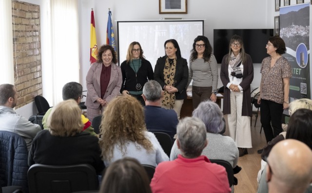 La Diputación fomenta la igualdad y acerca la IA al entorno rural a través de la actividad ChatGPT