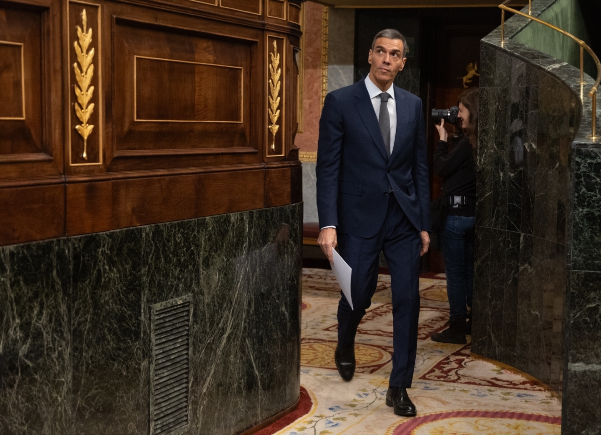 Sánchez afronta su primer debate en el Congreso con mayoría absoluta en contra y con el PP insistiendo con la corrupción