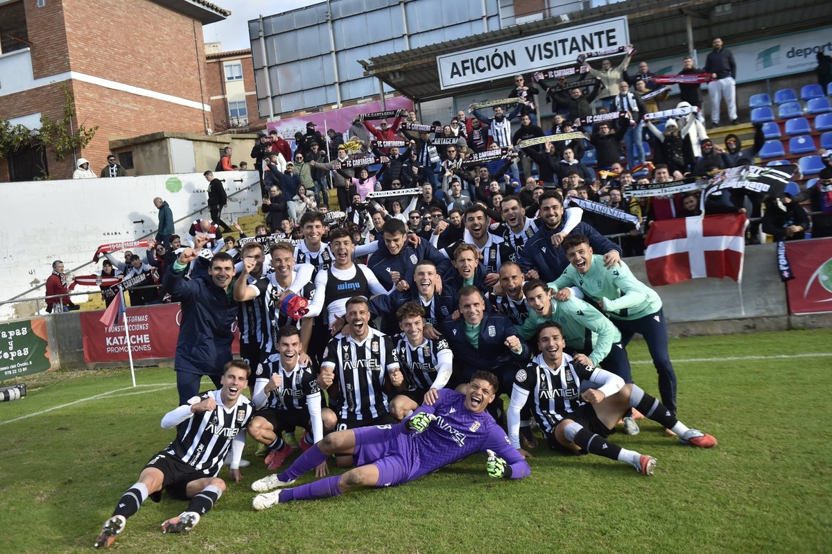 Una undécima jornada de lo más provechosa: el Efesé tiene el líder a tiro y el Murcia ya mira hacia arriba