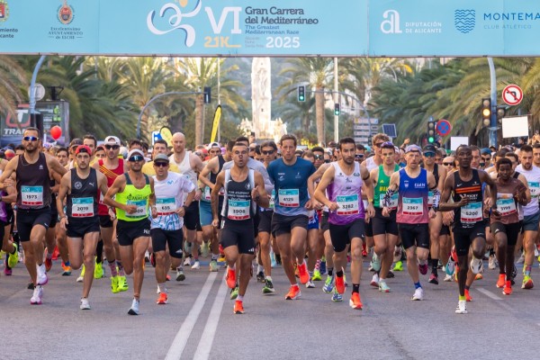 Carrera del Mediterráneo entre Alicante y Santa Pola, en imágenes
