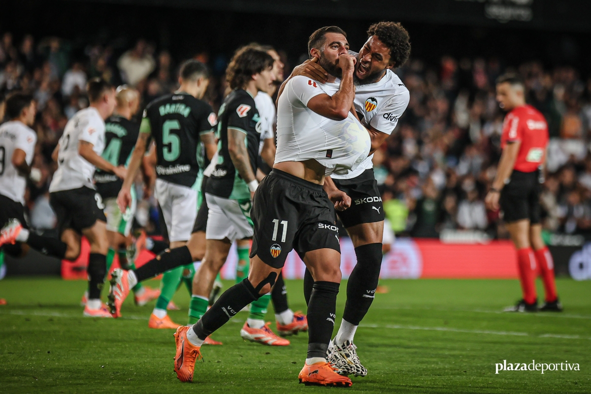 Las mejores imágenes del partido disputado por Valencia CF y Betis 