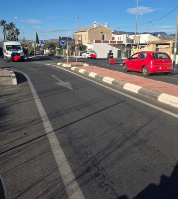 Alternativa Vilera reclama medidas urgentes para mejorar la seguridad en una rotonda de la carretera de Finestrat