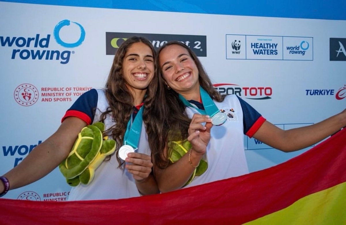 Carmen Jarabo, del Real Club de Regatas de Alicante, subcampeona del mundo sub 19 en Beach Sprint