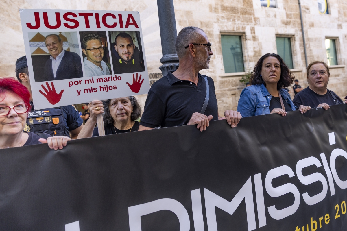 Dar la voz al pueblo valenciano