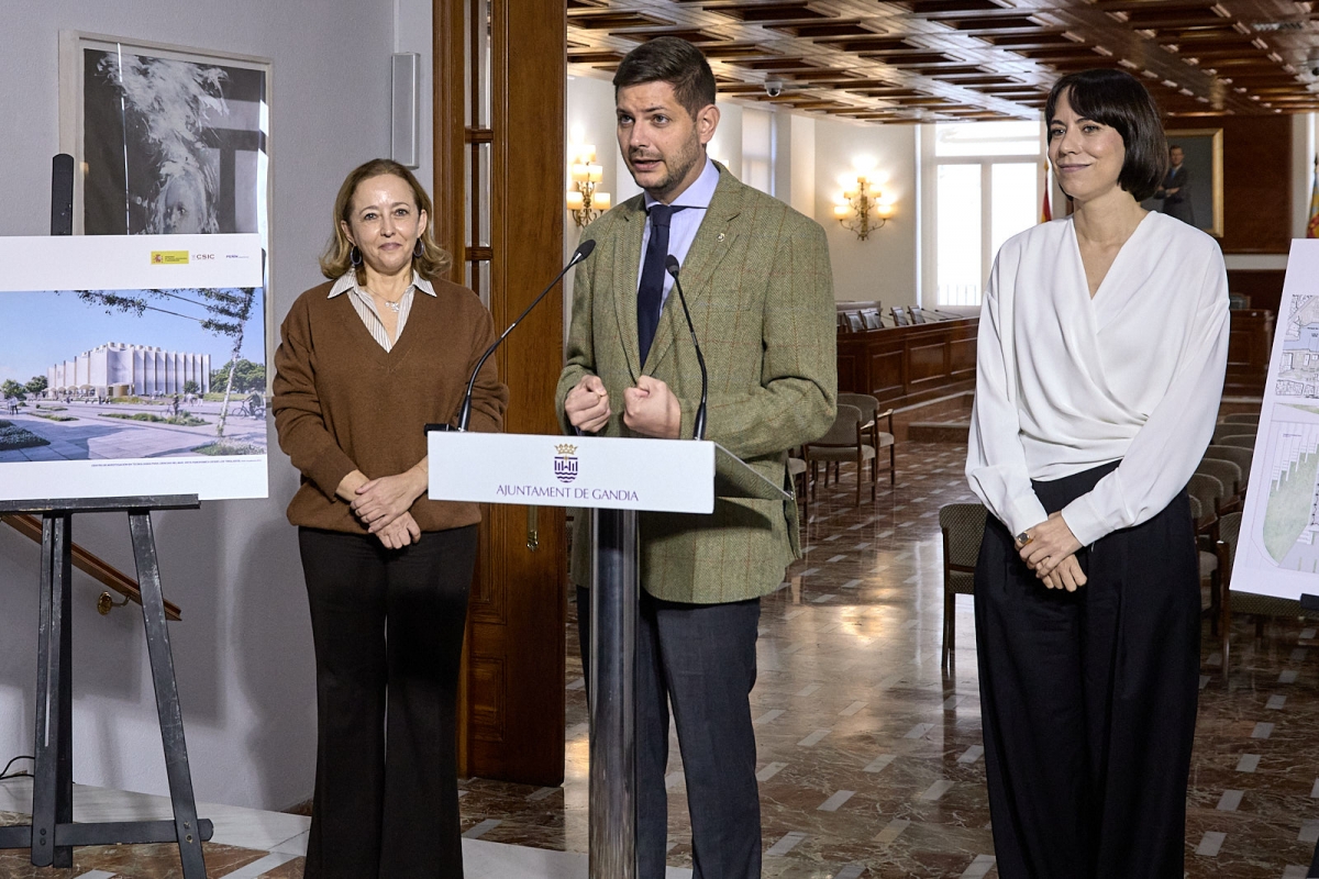 Eloísa Del Pino, José Manuel Prieto i Diana Morant.