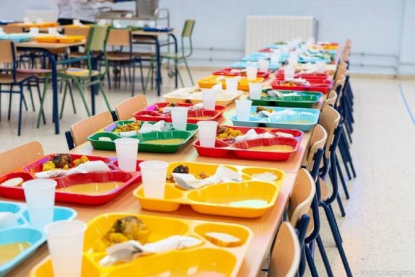 Educación destina más de 76 millones de euros a ayudas de comedor escolar