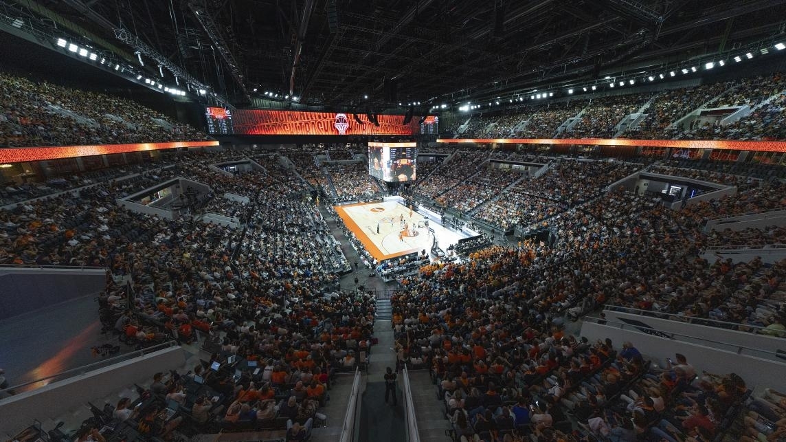 El Valencia retornará temporalmente el último cobro de los abonos tras 