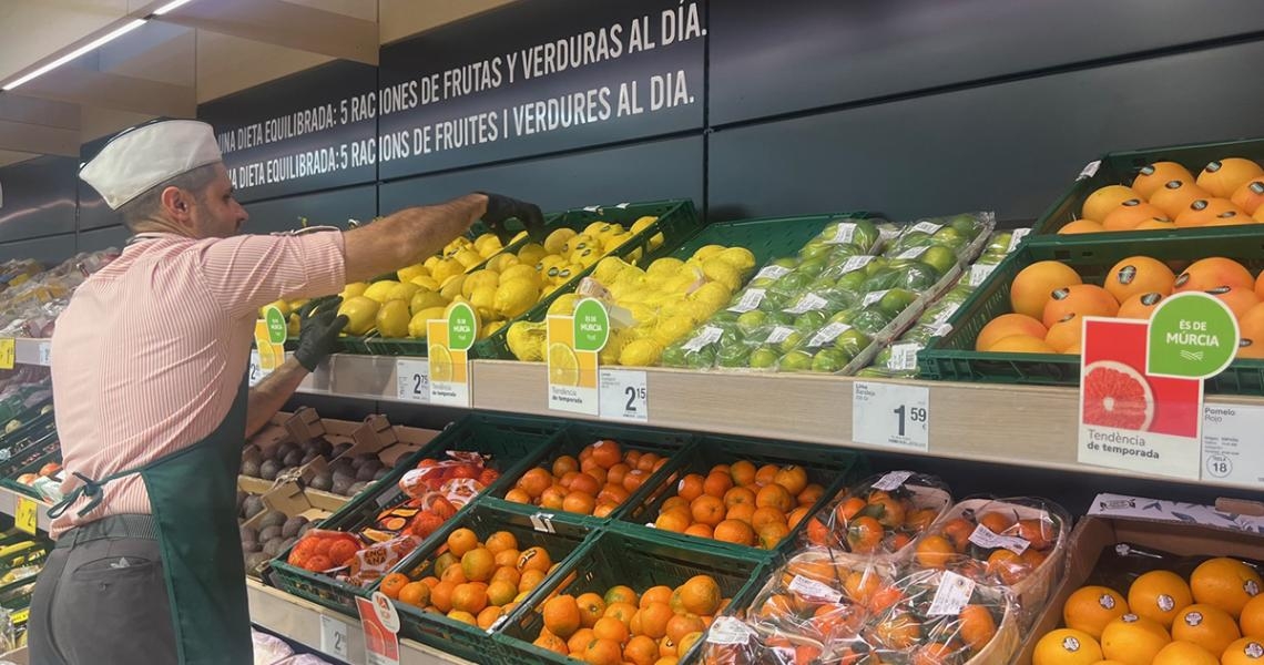 Consum comercializará naranjas IGP 'Cítricos Valencianos' en sus tiendas de la Comunitat y recupera las 'naranjas rojas'