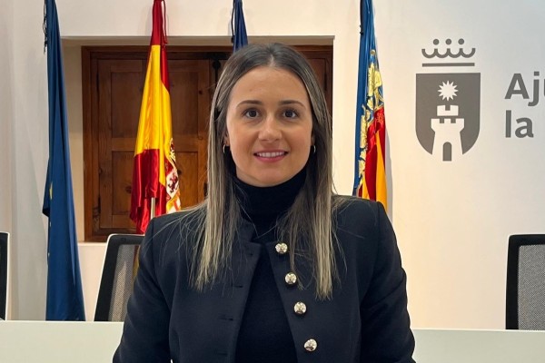 La Vall d'Uixó celebra la reducción en dos euros del precio del billete del autobús a Castelló