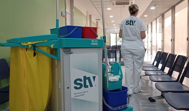 La pachequera STV Gestión limpiará los edificios públicos de Ceutí durante los próximos tres años