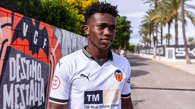 El Valencia vuelve a Cartagena donde debutó Otorbi, su jugador más joven