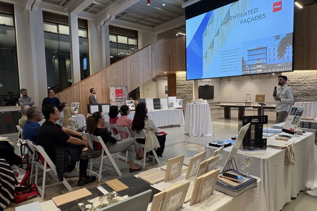 El azulejo español impulsa su presencia en Norteamérica con seminarios en Los Ángeles y Toronto