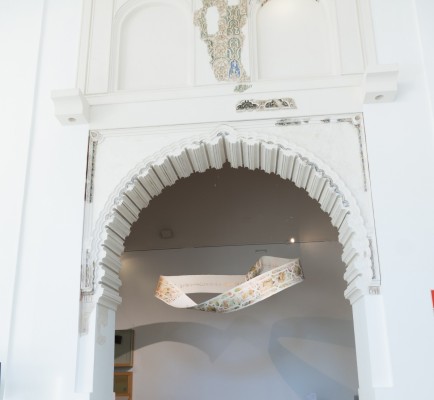 El arte andalusí y el contemporáneo dialogan en el Museo Santa Clara de Murcia con la muestra 'Espacio-Tiempo'