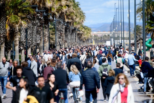 La población en la Comunitat supera los 5,4 millones al sumar más de 118.000 personas en un año