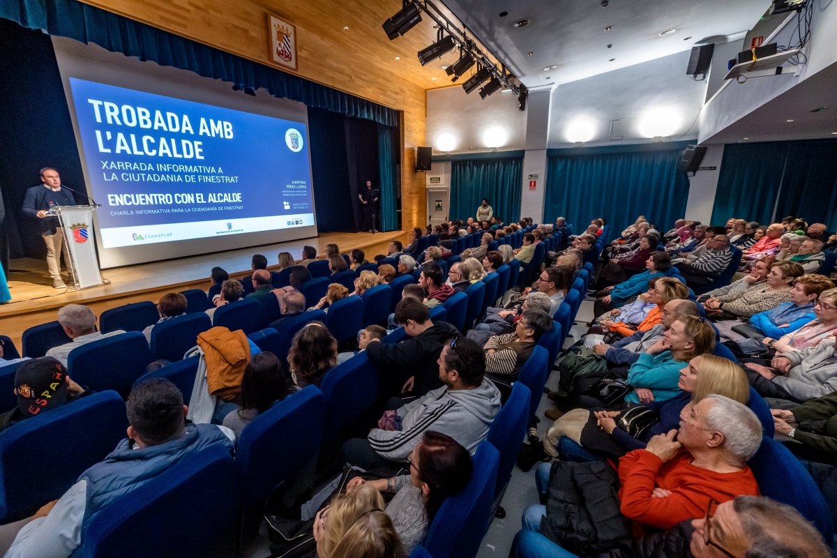 Cercano y sencillo, así ven los vecinos a su alcalde y aspirante a president, Pérez Llorca