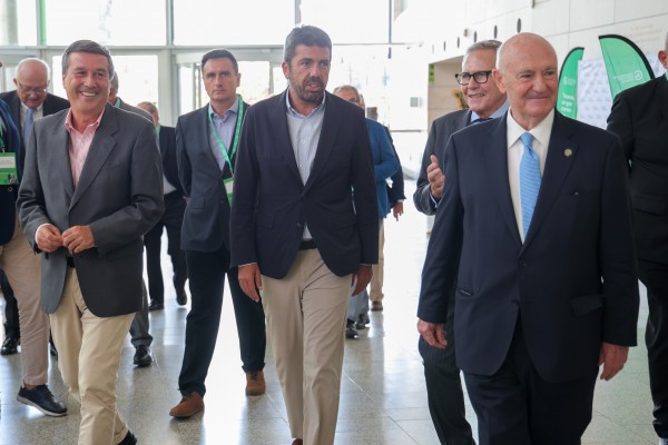 Sanidad ultima una estrategia contra el cáncer para garantizar el acceso equitativo a recursos
