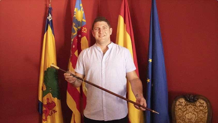 El alcalde que se pasó a los no adscritos, el día de la toma de posesión. - 