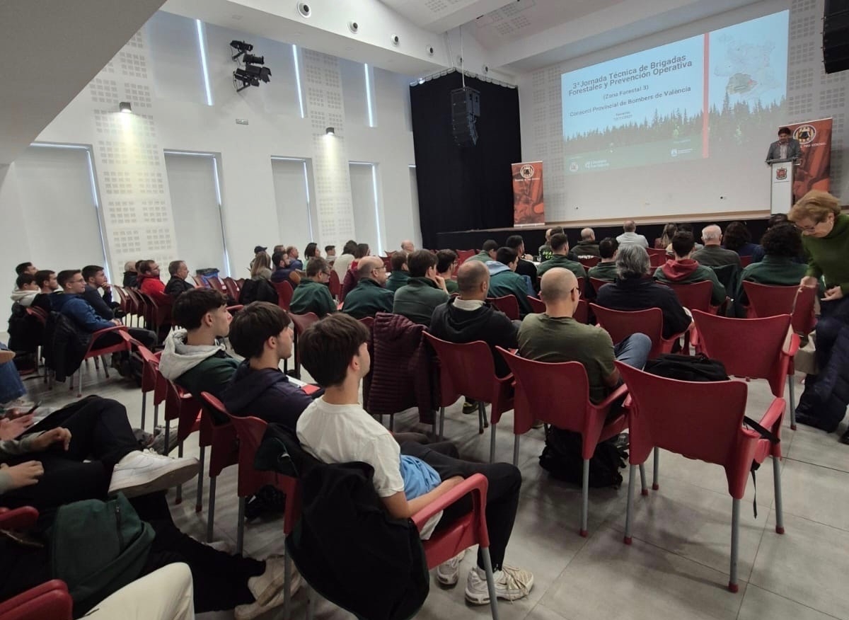 Diputación de València impulsa en Navarrés la formación y coordinación con municipios para prevenir incendios