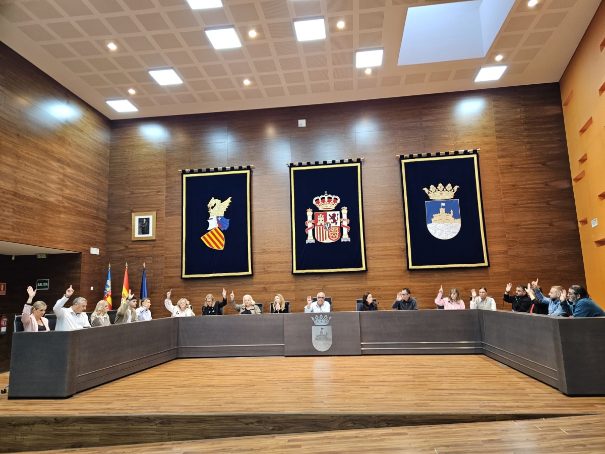 Oropesa actualiza la estructura retributiva de la Policía Local y reconoce la responsabilidad de sus funciones