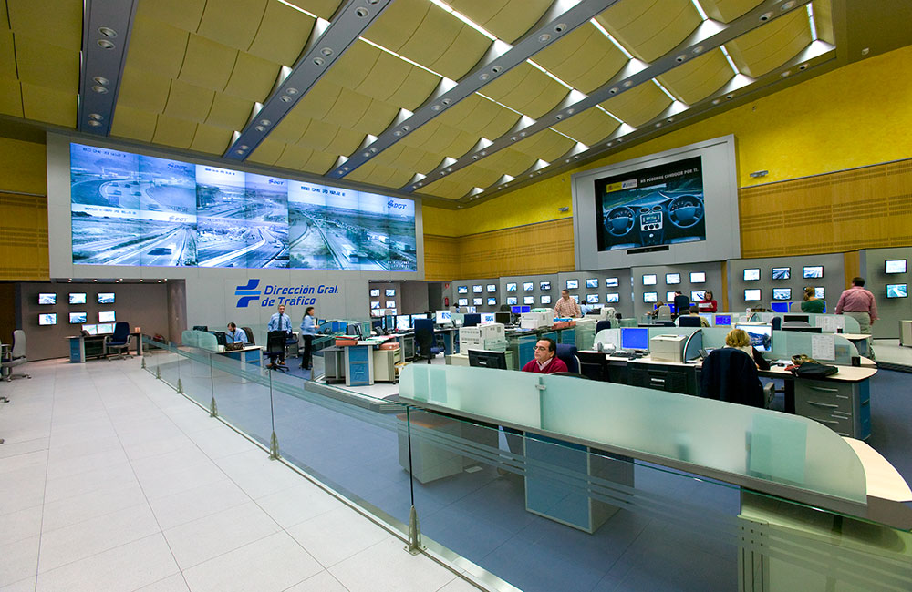 La DGT sigue confiando en Indra y le adjudica tres contratos más