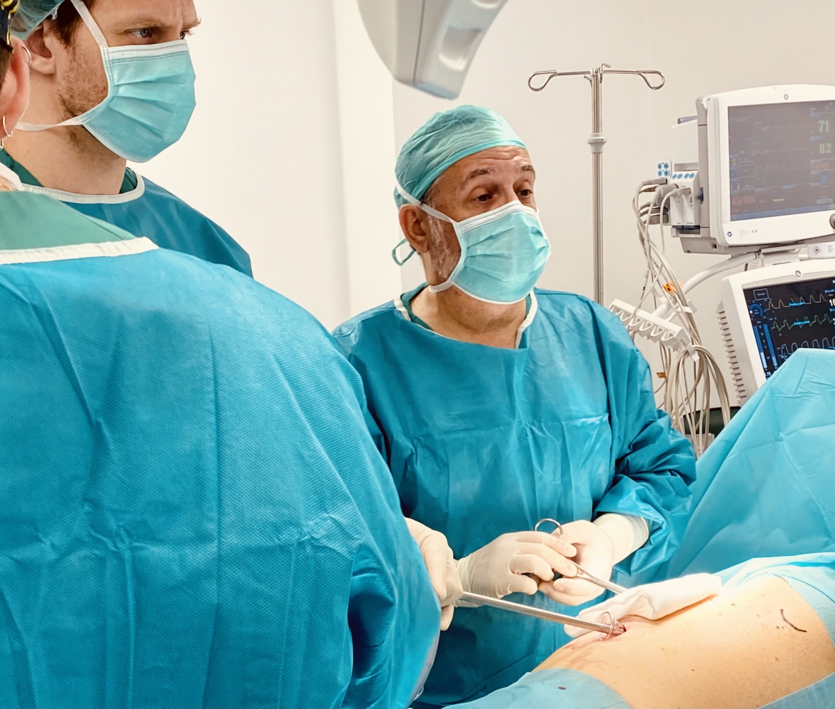 El Dr. Juan Carlos Peñalver, jefe del servicio de Cirugía Torácica del IVO.