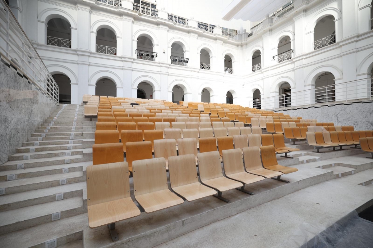 Burriana renueva los asientos del Centro Municipal de Cultura 'La Mercé' por un valor de 7.000 euros