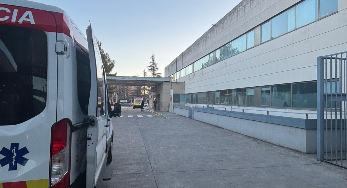 El hospital de Alcoy se estrena como universitario con la llegada de los primeros 24 estudiantes 