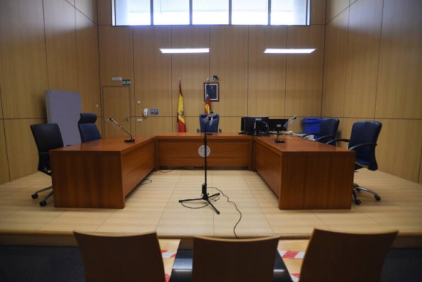 La jueza levanta el secreto de varias piezas del caso Azud

